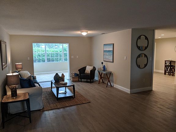 4th image of 137 Georgia Ave