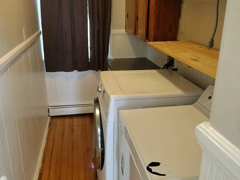 114 Sterling St #2B — Photo 19