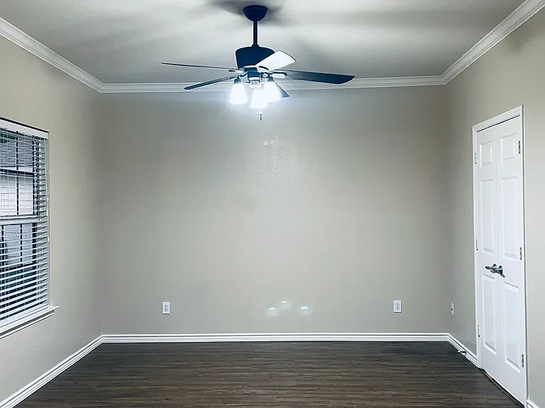 1200 Whisper Willow Dr — Photo 2