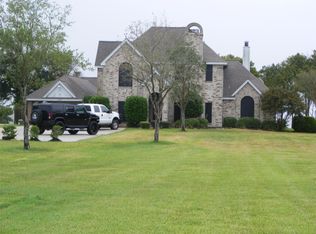 6926 Plantation Dr, Cove, TX 77523