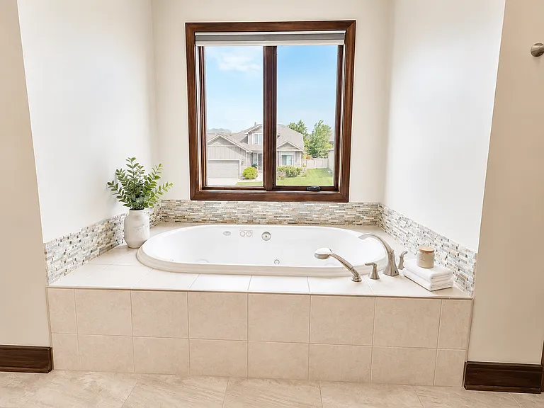 2961 Valley Stream Dr — Photo 14