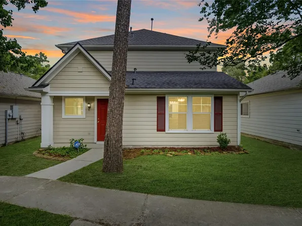 26872 Wellington Ct, Kingwood, TX 77339
