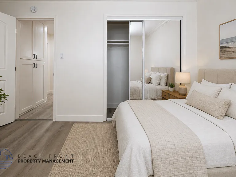 Newport Terrace Apartments — Photo 32