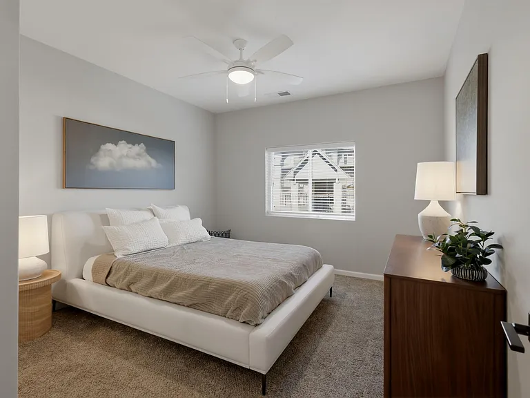 The Creek Apartments — Photo 18
