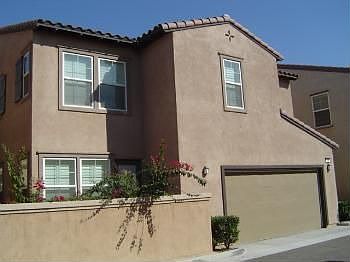 1st image of 206 W Sparkleberry Ave