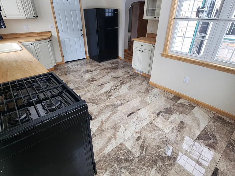 327 Hillcrest Ave #1 — Photo 5