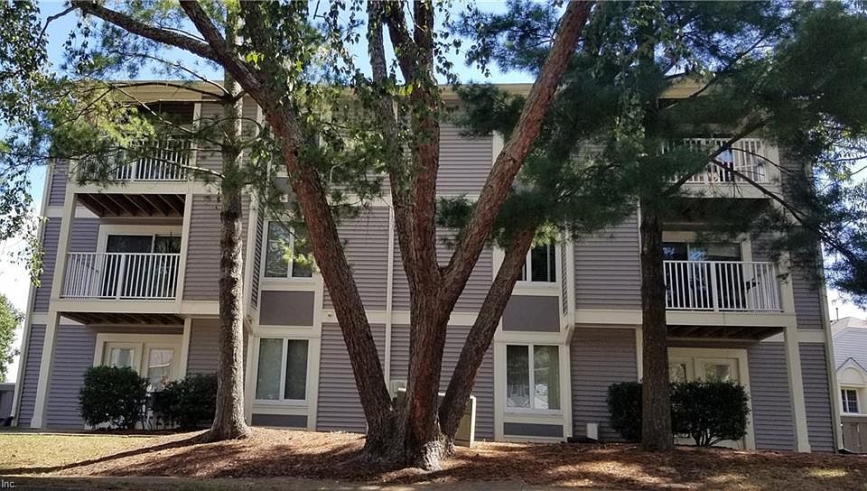 1st image of 1000 Autumn Woods Ln APT 112