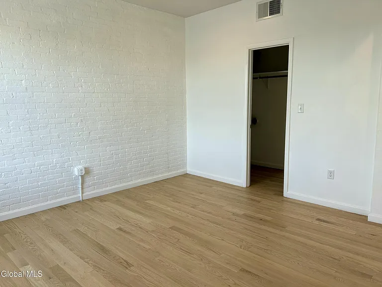 155 River St #2A — Photo 7