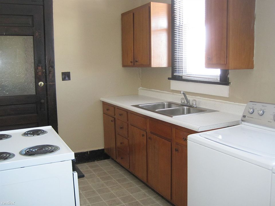 104 kitchen