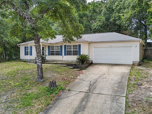 3rd image of 326 Lakeview Dr