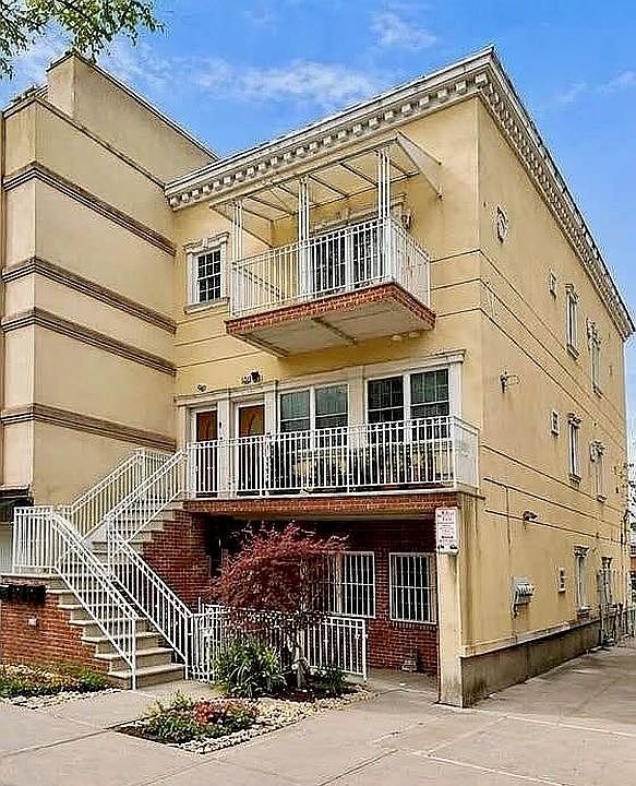 1st image of 1548 E 59th St #3