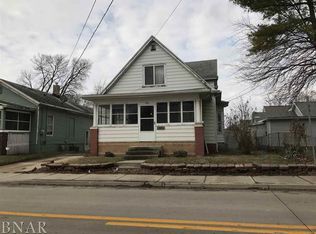 303 S Morris Ave, Bloomington, IL