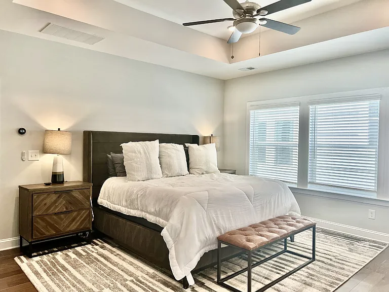 413 Belton St #413 BELTON ST — Photo 23