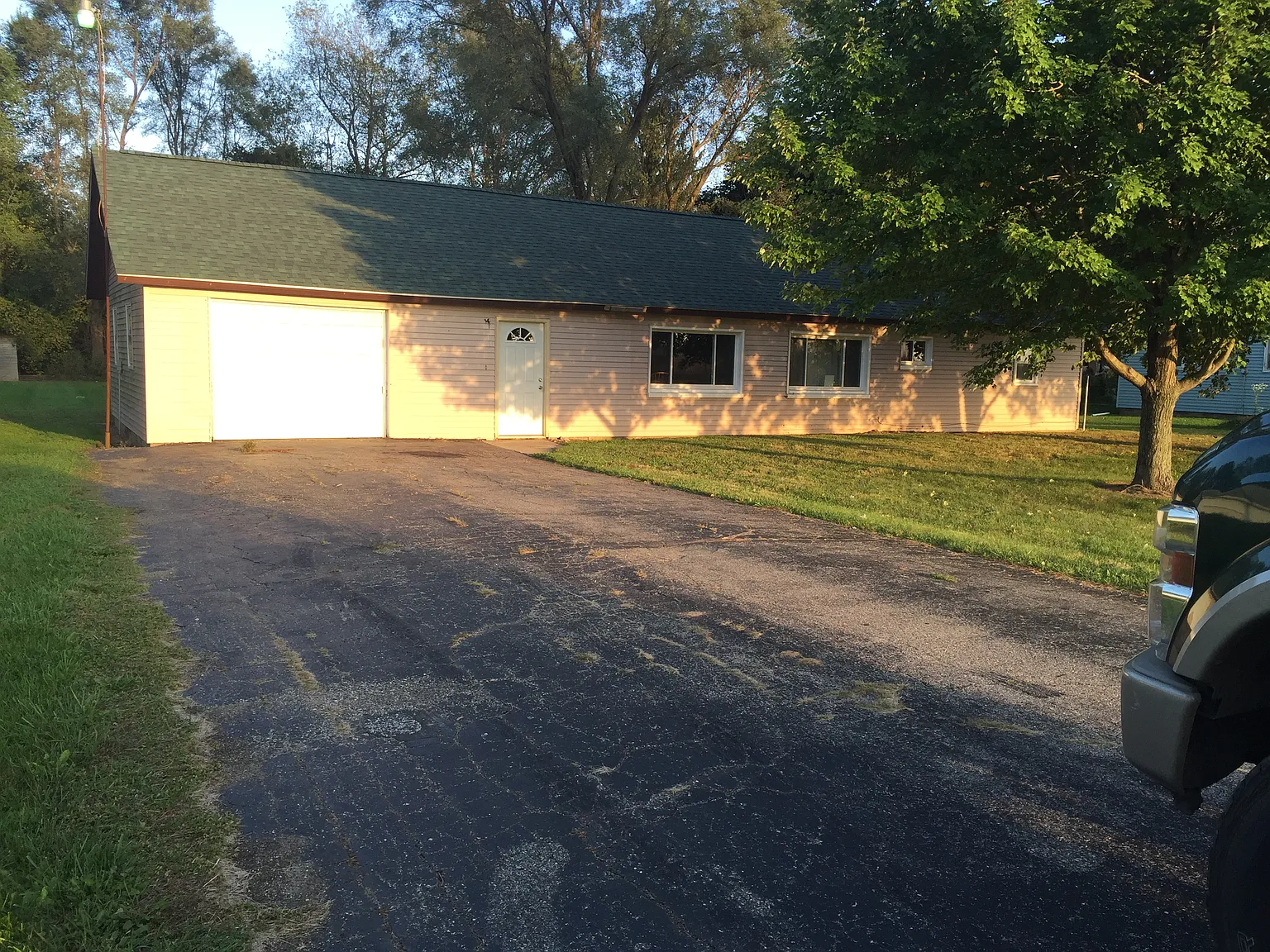 13920 Twenty Mile Rd photo 1