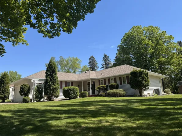 351 Selby Ave, Owatonna, MN 55060