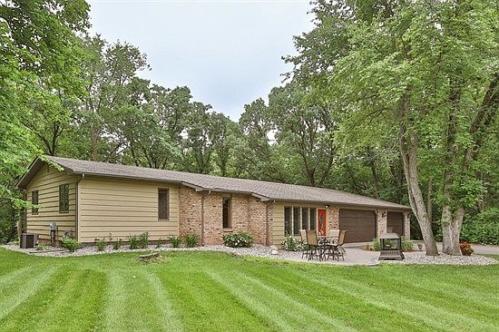 1st image of 405 Brookwood Dr