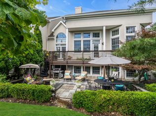 41 Dickinson Rd, Basking Ridge, NJ 07920