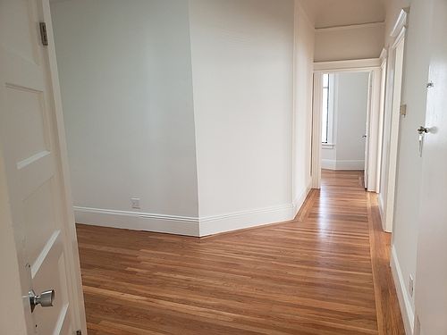 1st image of 6 Niagara Ave