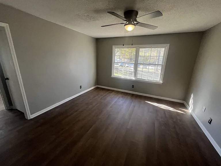 206 N Grant Ave #A — Photo 9