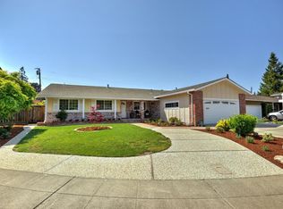 2724 Levin Ct, Mountain View, CA 94040