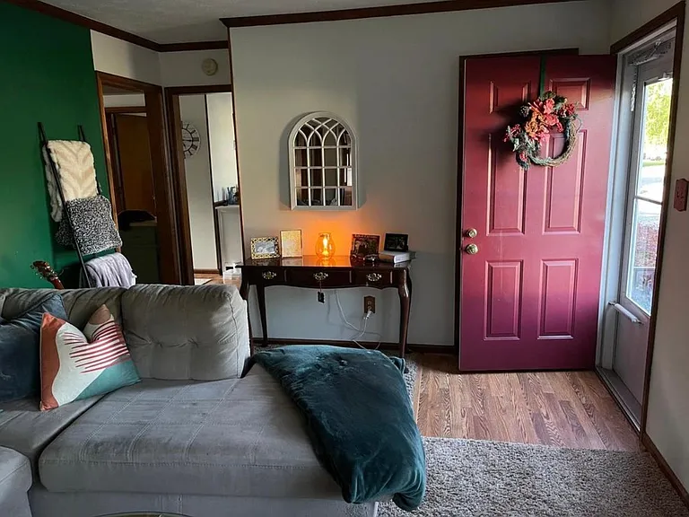 899 Charlotte Dr — Photo 13