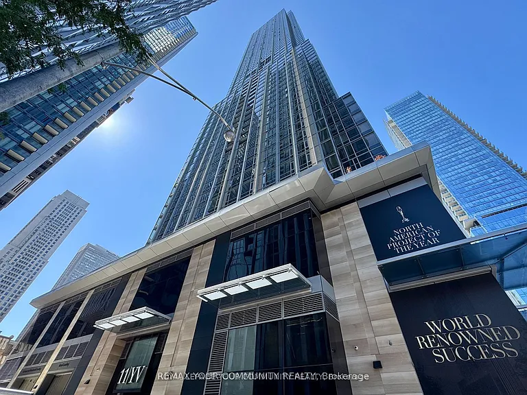 11 Yorkville Ave #2114 — Photo 1