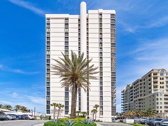 2nd image of 5380 N Ocean Drive N #5g