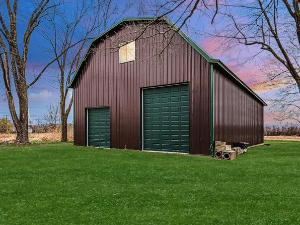 4896 Cade Rd, Imlay City, MI 48444