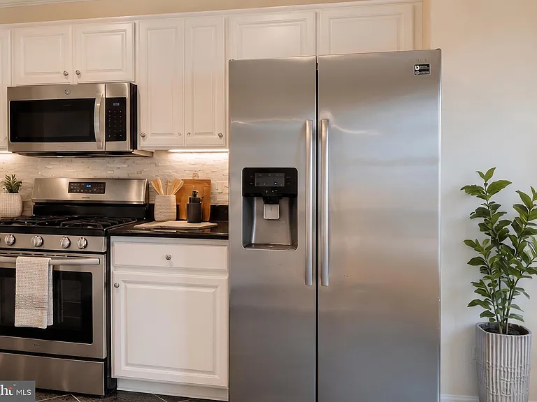 6955 Aquamarine Ct — Photo 7