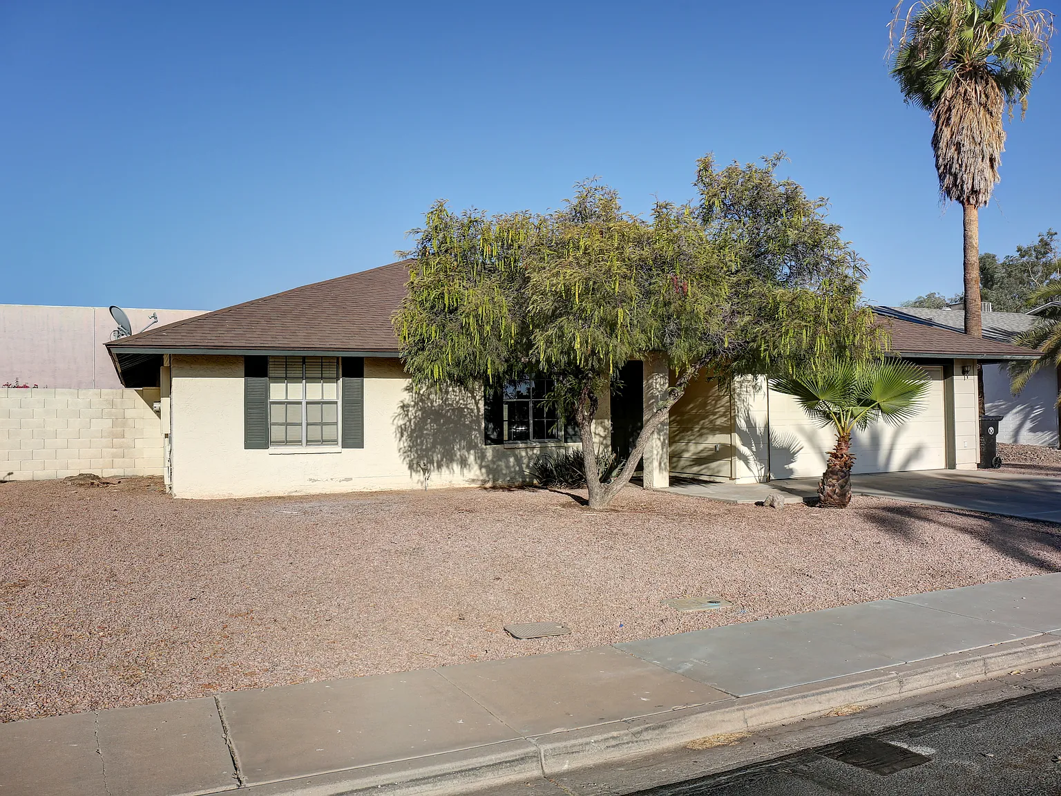 3 bed, 1590 sqft, $2,050 — Photo 2