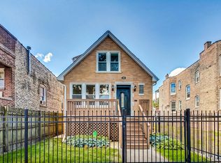 818 N Lawndale Ave, Chicago, IL 60651