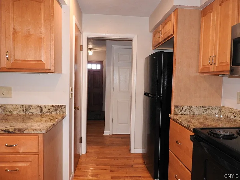 504 Hillsboro Pkwy — Photo 7