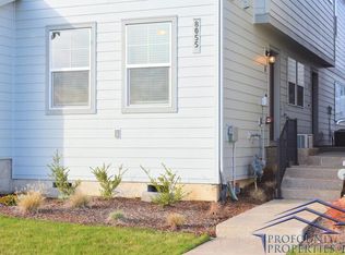 8055 SE Kinnaman St #A, Hillsboro, OR 97123