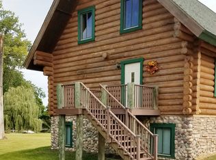 319 Washington St, Ingleside, IL 60041