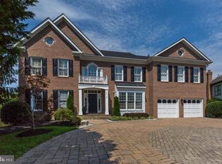 10714 Cloverbrooke Dr, Potomac, MD 20854