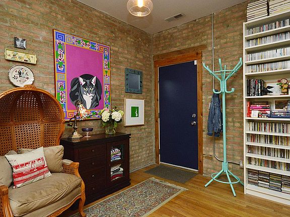 2nd image of 1632 W Columbia Ave APT 1N