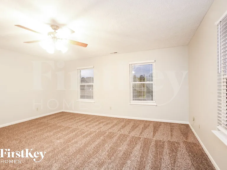 16 Pondview Ct — Photo 8