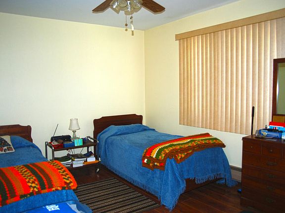 4th image of 109 Forrest Ave