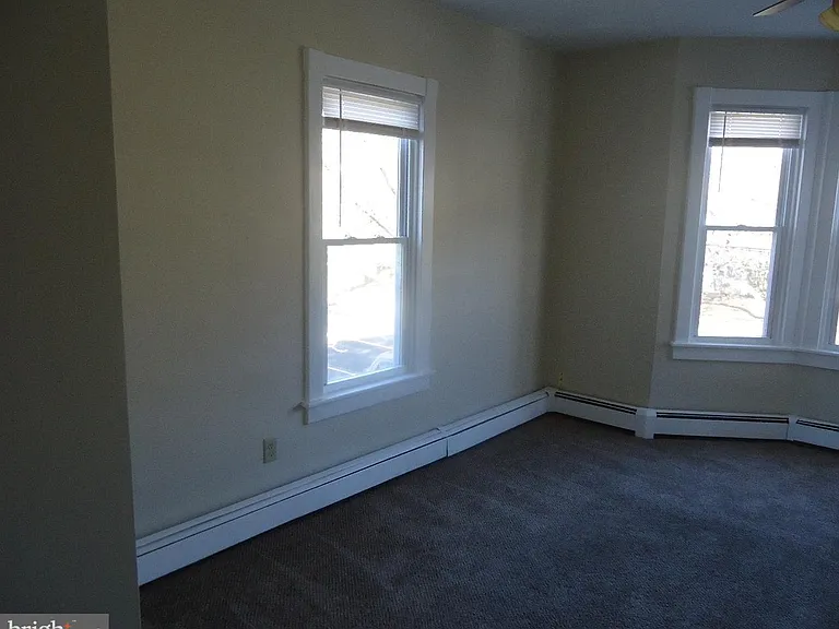 216 E Penn Ave #B — Photo 5