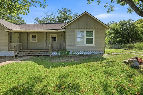808 Mill St Photo 1