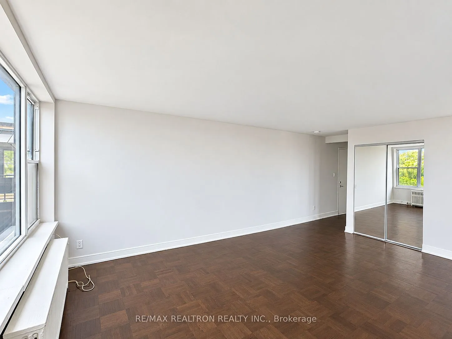Studio, $2,050 — Photo 3