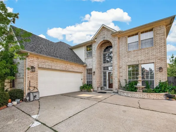922 Allisa St, Stafford, TX 77477