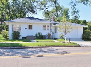 232 11th Ave SE, Minot, ND 58701
