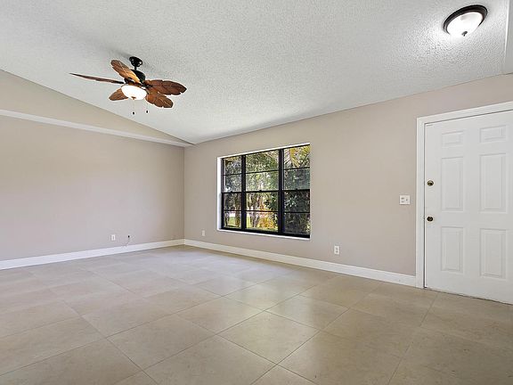2nd image of 2352 SW Bayshore Blvd