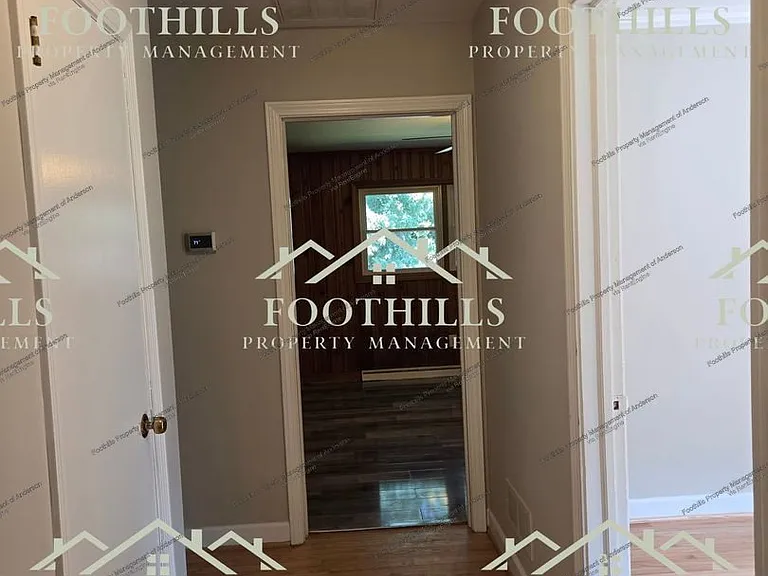 605 River Rd — Photo 6