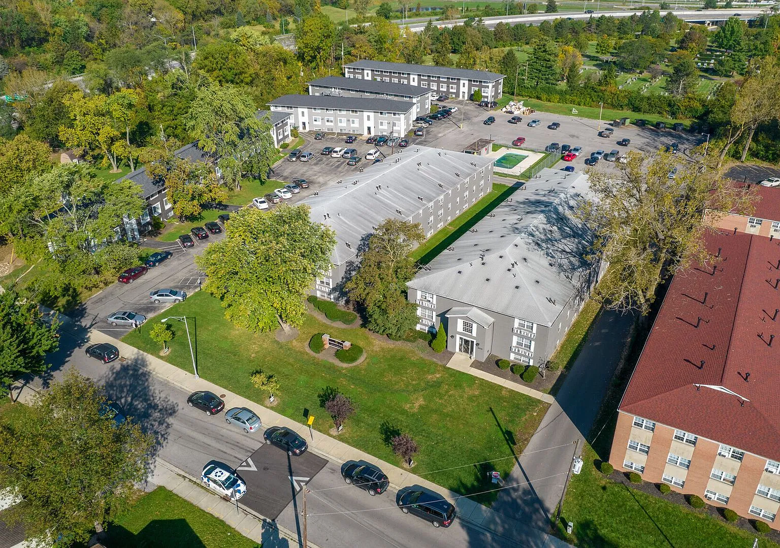 Riverview Place — Photo 1