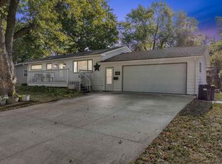2721 Friendship St, Iowa City, IA 52245