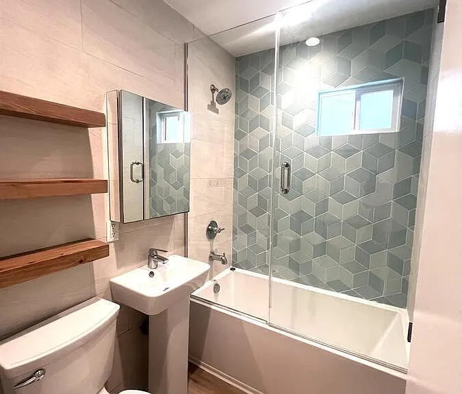 634 Westminster Ave #4 — Photo 10