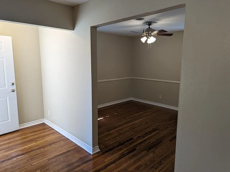 1823 Mariposa Dr — Photo 4