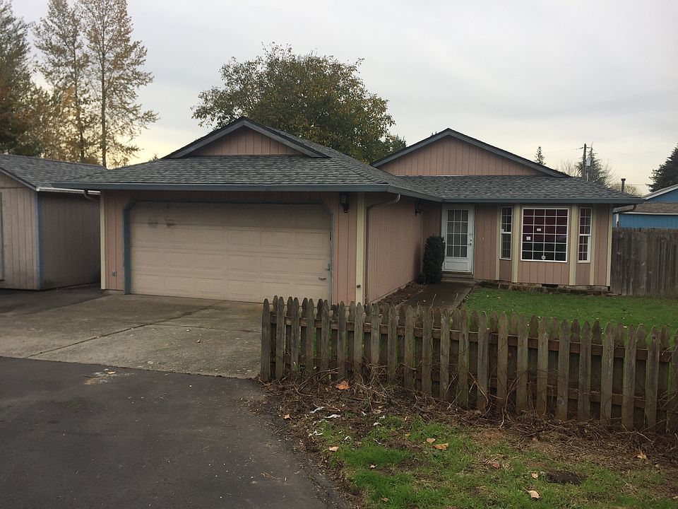 2nd image of 1106 S 12th Ave